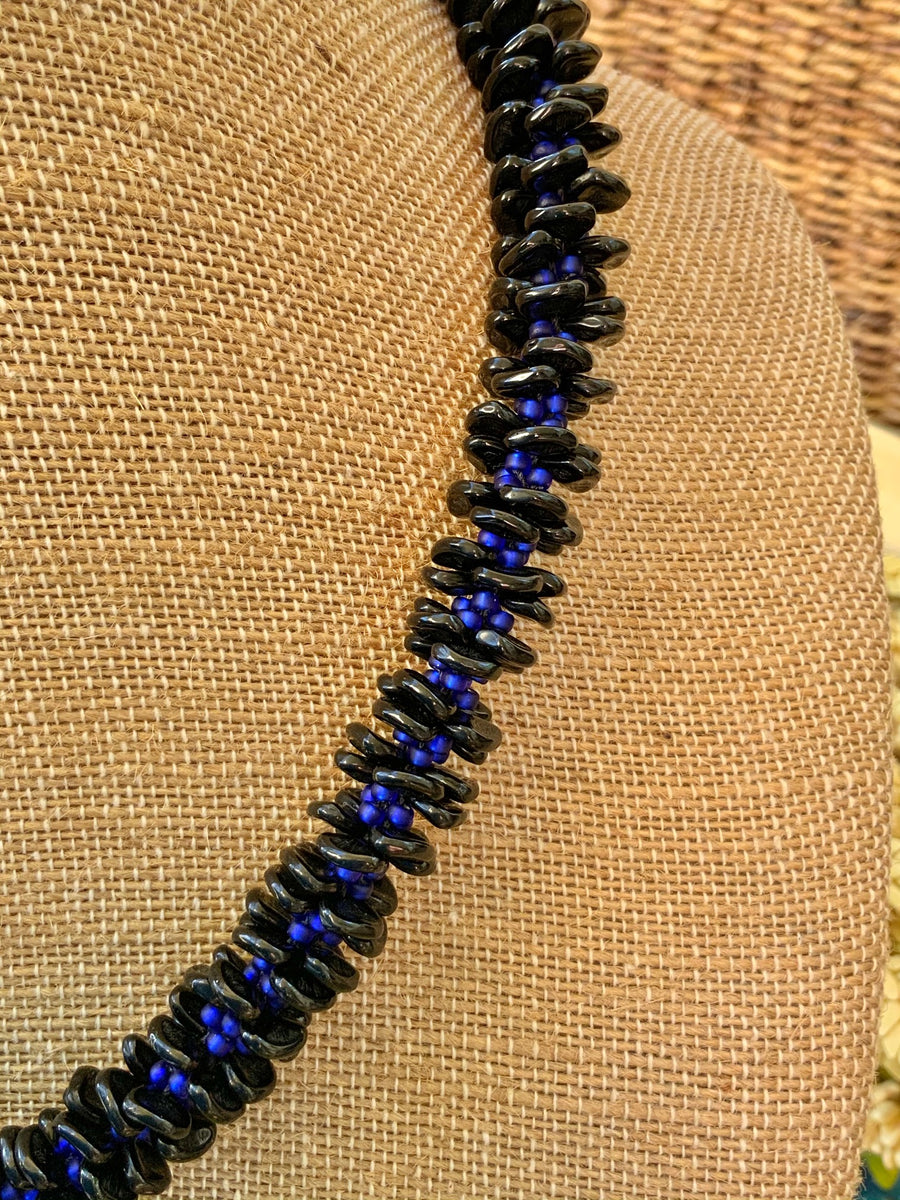 Black & Blue Orchid Lei Necklace - 23